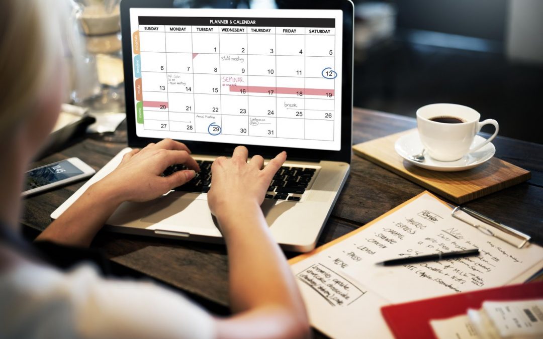 Staring at an empty calendar & wondering how you’re gonna fill it with clients?